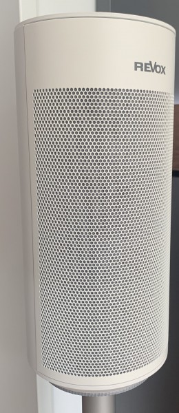 P 100 Studioart Roomspeaker white